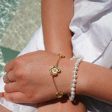 Sculped Bloom Bracelet 18K Gold with Diamonds